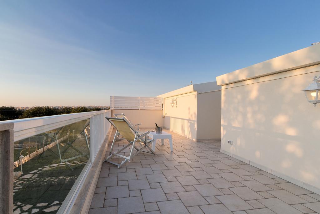 Il Giardino Dei Frangipani Apartment ซานตาโกรเชกาเมรีนา ภายนอก รูปภาพ